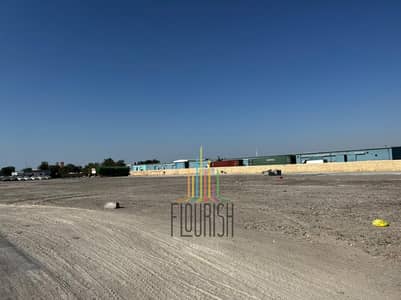 Industrial Land for Rent in Al Quoz, Dubai - 50,000 Sqft to 100,000Sq. Ft Open Land for Storage In Al Quoz