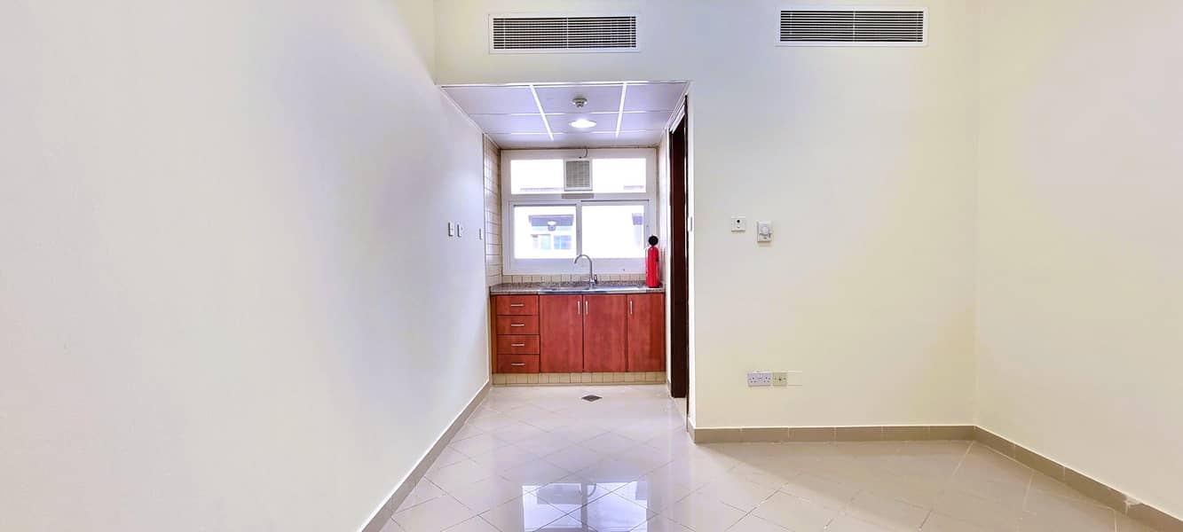 Квартира в Бур Дубай，Аль Гуотба, 22000 AED - 5044905