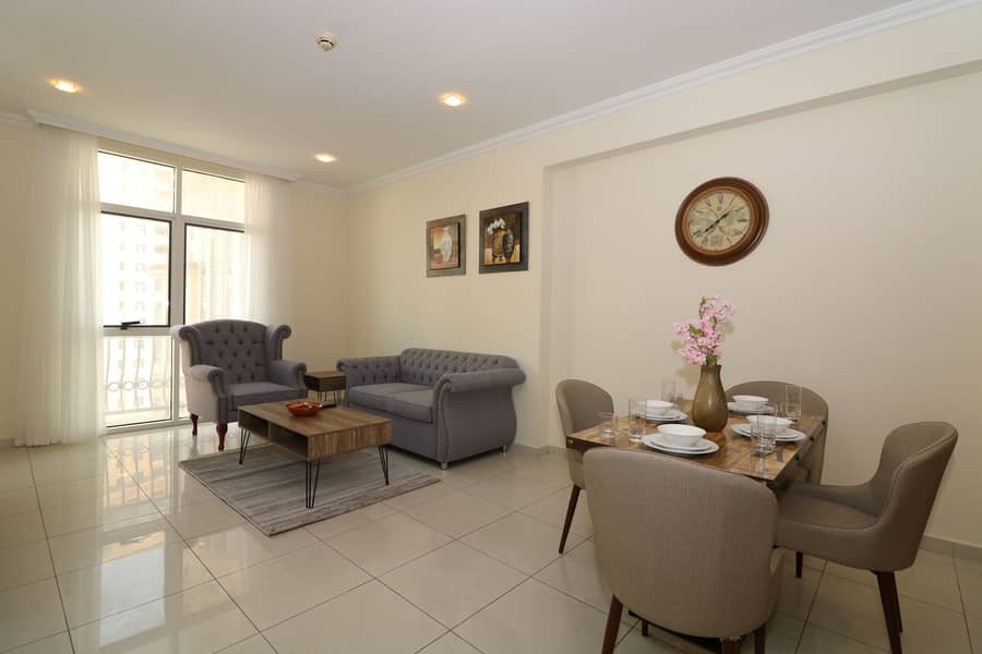 Min stay 7 nights required!! beautiful One Bedroom Apartment in Spring Tower, Dubai Silicon Oasis