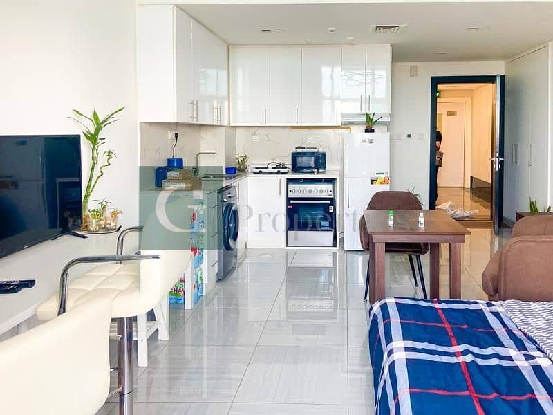 FULLY FURNISHED | SPACIOUS STUDIO | HIGH FLOOR