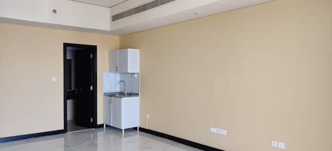 Studio for Rent in Madinat Zayed, Abu Dhabi - Central A/C inc. water & electricity charges