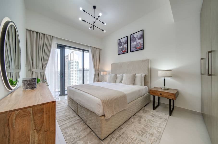 Move in Ready!! Majestic  & Brand new 2BR in Burj Royale, Downtown