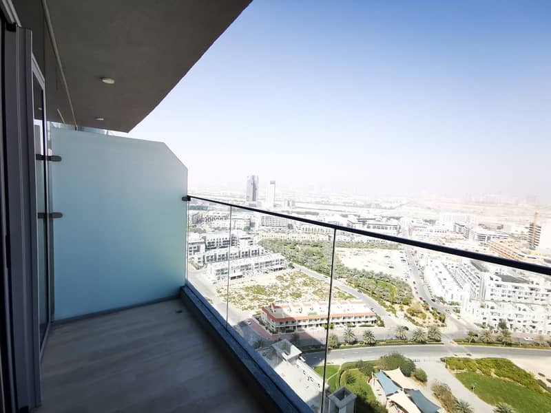 Spacious Furnished | Pool & Gym | Convenient Location Spacious Furnished | Pool & Gym | Convenient Location