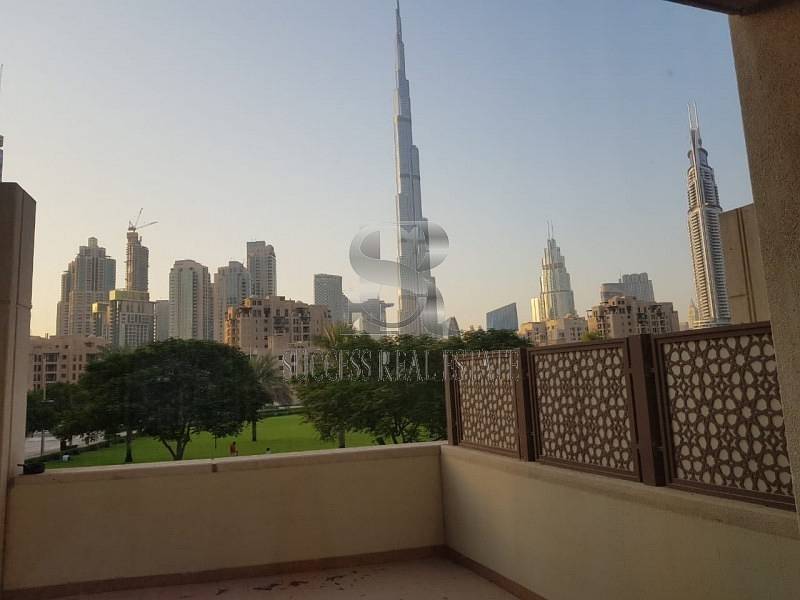 Full Burj Khalifa View|3 BR+MR+Garage| Podium Villa