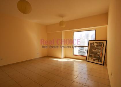 Spacious 4BR Vacant Apartment | Sadaf 8 Spacious 4BR Vacant Apartment | Sadaf 8