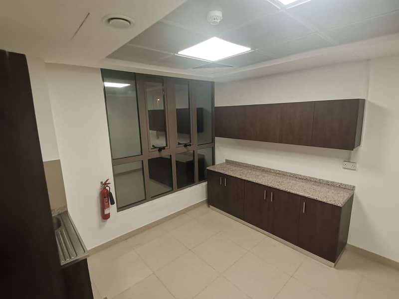 GOLDEN OPPORTUNITY: NICE 3BHK IN SHABIA WITH THUSEEQ AND GROUND FLOOR PARKING GOLDEN OPPORTUNITY: NICE 3BHK IN SHABIA WITH THUSEEQ AND GROUND FLOOR PARKING