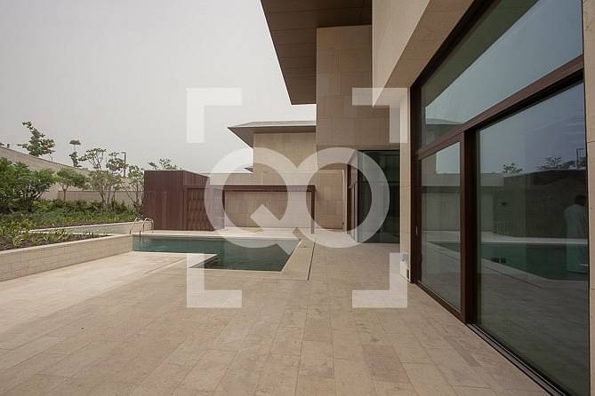 Branded 4 Bedroom Mansion in the Heart of Jumeirah