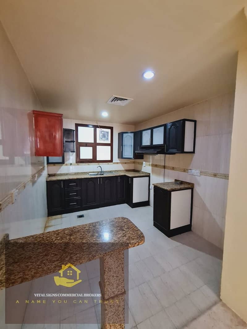 IMPRESSIVE OFFER FOR 3 BEDROOMS HALL WITH BALCONY AT PRIME LOCATION OF MBZ || 65K