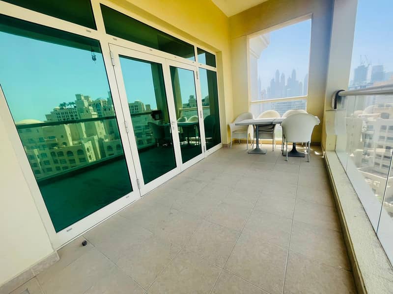 Vacant Huge  Penthouse 4 Br + M With Beach Access