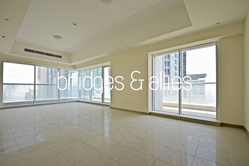 Exclusive | 3 BR + maid | Emirates crown