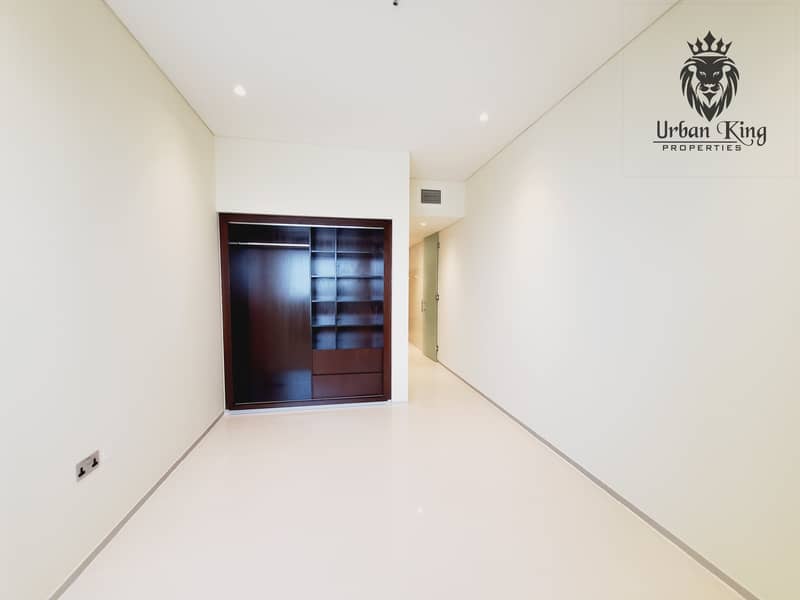 شقة في برج بارك بليس،شارع الشيخ زايد 2 غرف 125000 درهم - 5999840