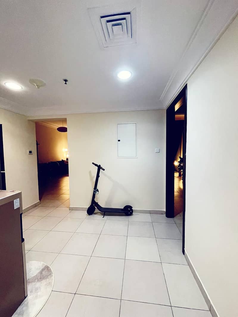 Jumeirah Lake Towers (JLT)，JLT Cluster Y，Lake Shore Tower 1 卧室 950000