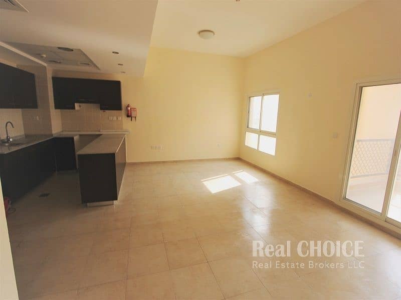 Spacious Apartment | Bright and Peaceful Community Spacious Apartment | Bright and Peaceful Community