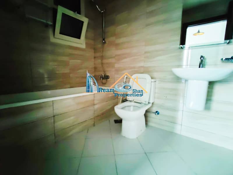 International City，International City Phase 2 (Warsan 4) 1 卧室 42999 AED