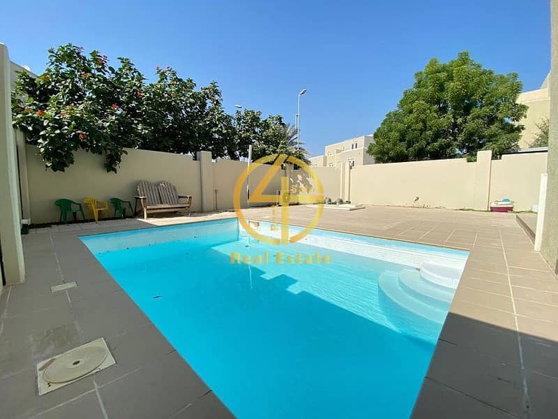 Corner & Single Row with extended garden prime Location! Corner & Single Row with extended garden prime Location!