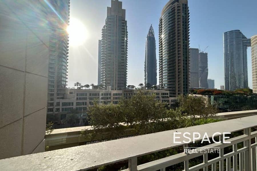 Burj Area | Luxury Building | 2BR Boulevard Views Burj Area | Luxury Building | 2BR Boulevard Views