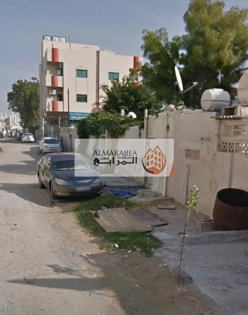 For sale house in  Almusalli area Sharjah
