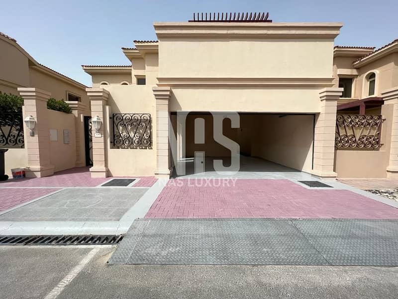 Single row villa |  With swimming pool| Direct to golf course