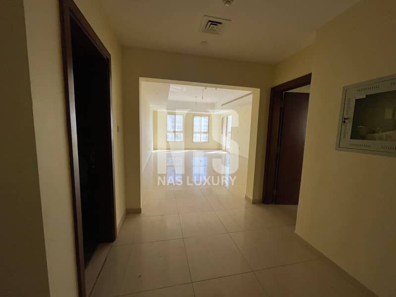 Ready to move in | Spacious apartment with balcony