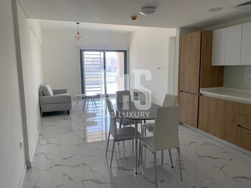 Modern furnished apartment with terrace | Canal view | Vacant