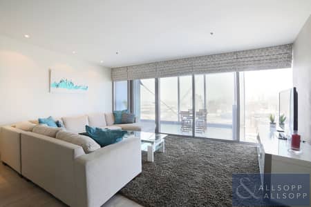 2 Bedroom Flat for Rent in Culture Village, Dubai - Living Area