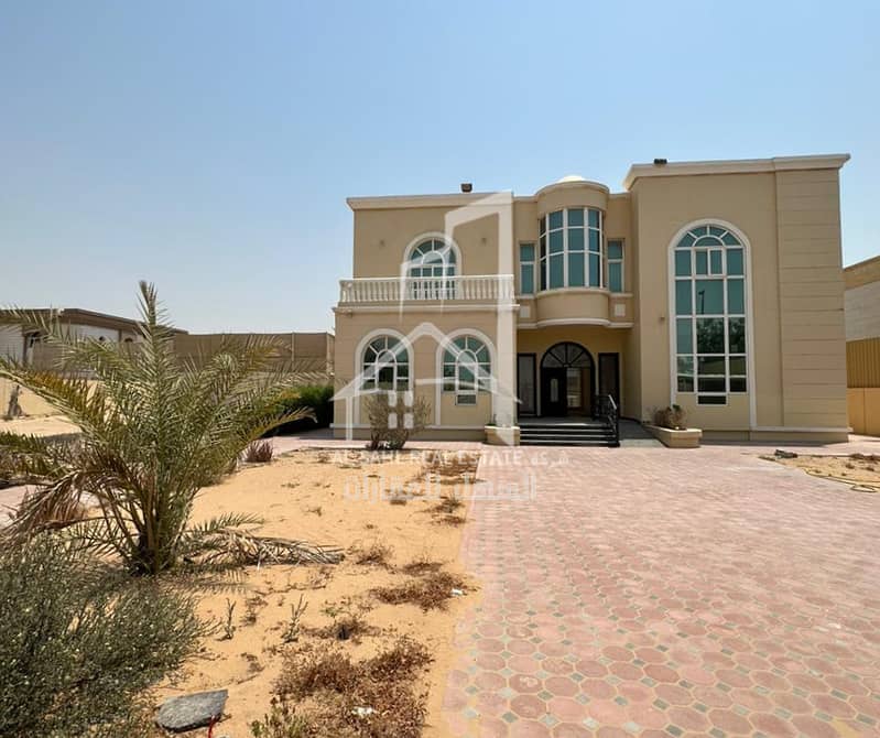 位于茱莉娜社区 5 卧室的别墅 140000 AED - 7648482 位于茱莉娜社区 5 卧室的别墅 140000 AED - 7648482