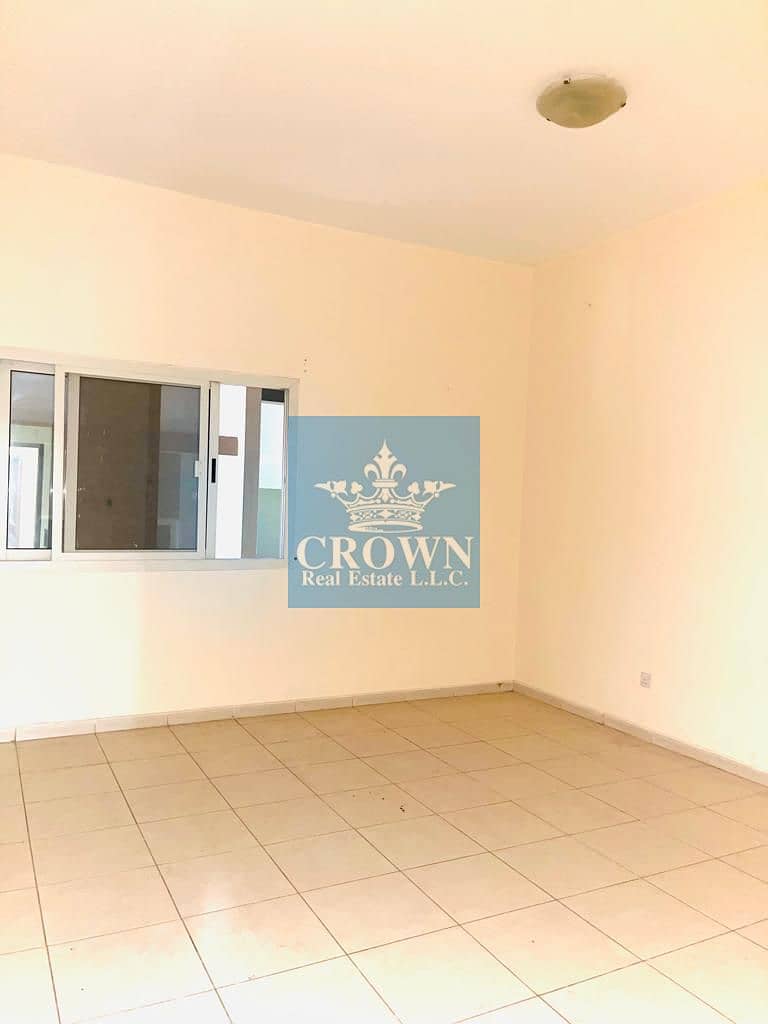 STUDIO WITH SEPARATE KITCHEN ON BUILDING ON MAIN ROAD AJMAN UNIVERSITY
