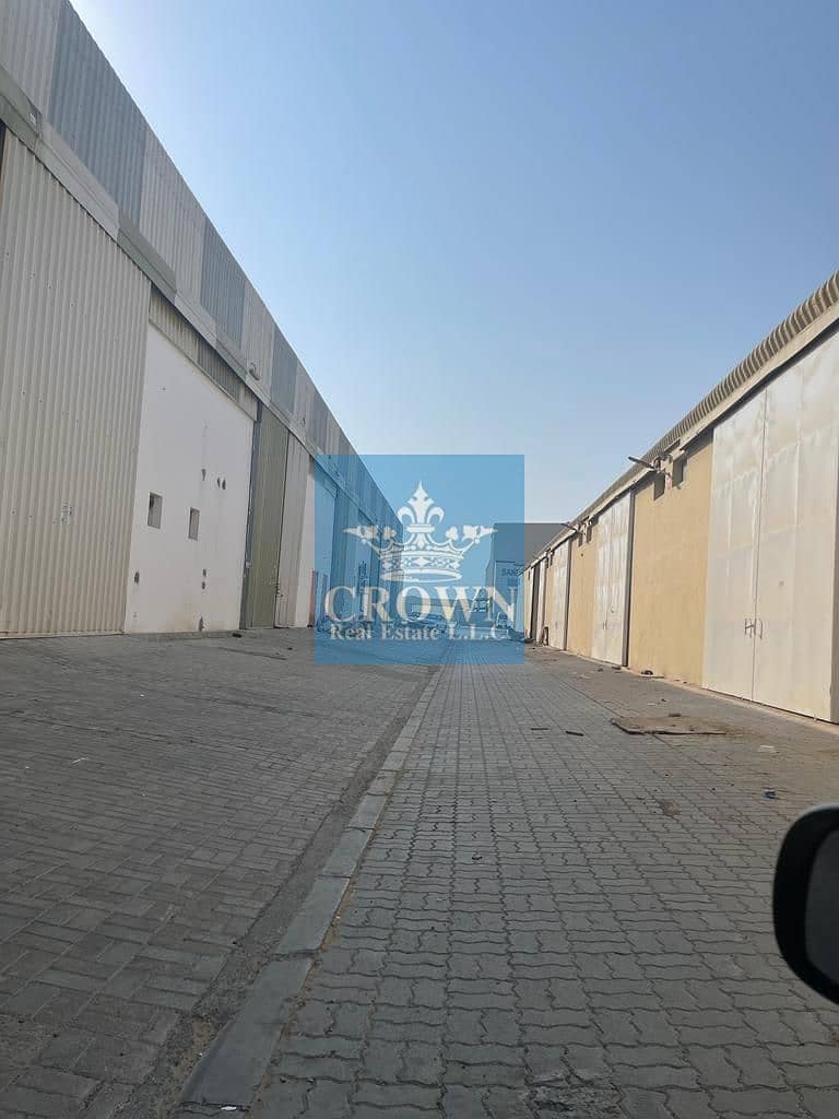 12 warehouses 2 shops plot size 43500 sq ft in Emirates Modern Industrial Umm e Thoub