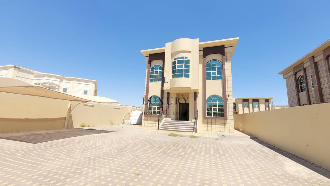 Ref 4875 Admirable with Private yard Close To Dubai Highway