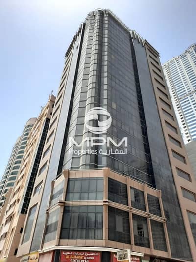 Office for Rent in Al Majaz, Sharjah - Spacious & Bright fitted office | washroom | 4 Chqs