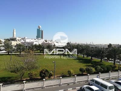 1 Bedroom Apartment for Rent in Al Musalla, Sharjah - Spacious Apartment | Park | For Families | 4 Chqs