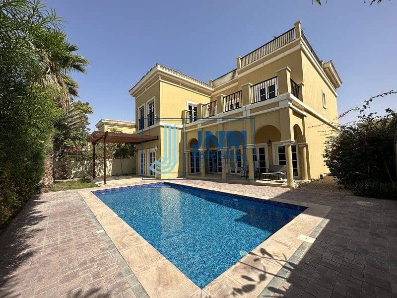 Massive 5 Bedroom Villa I Pool I Cordoba Style
