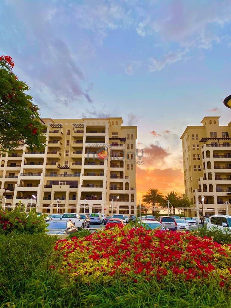Fully Furnished - Direct access to Pool and Marina Fully Furnished - Direct access to Pool and Marina