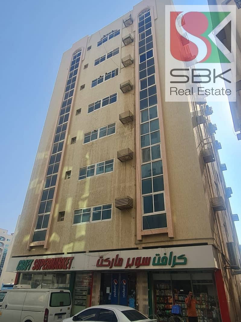 Квартира в Бу Тина, 2 cпальни, 18000 AED - 6698525