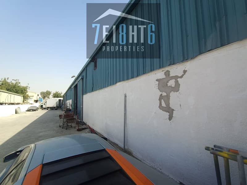 Storage & commercial  whouse: 24,000 sq ft warehouse for sale in Ras Al Khor