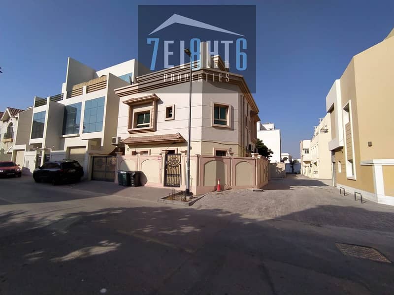 Beautifully presented: 10 b/r indep villa + servant quarters + garden suitable for investors and staff accommodation Beautifully presented: 10 b/r indep villa + servant quarters + garden suitable for investors and staff accommodation