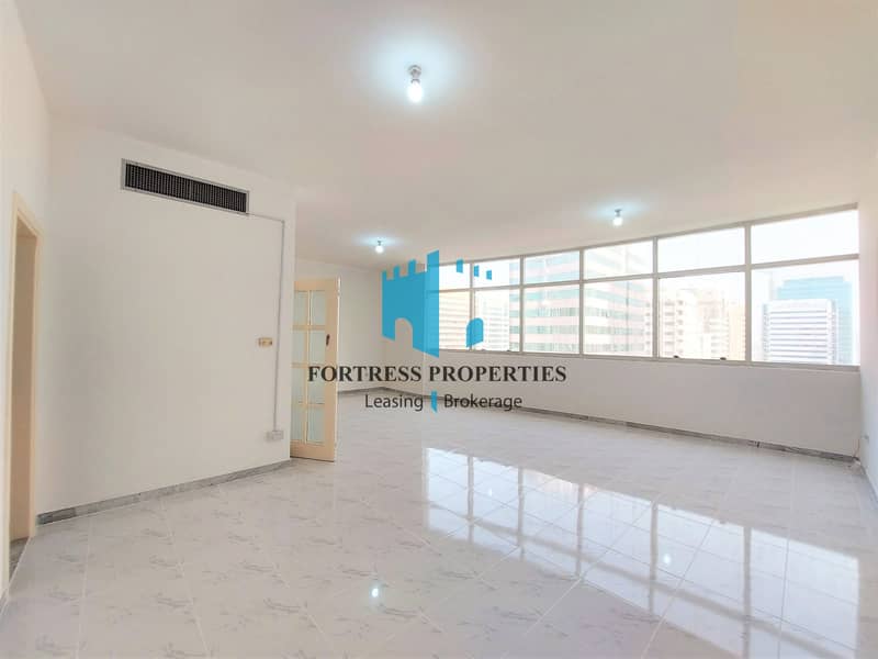 Квартира в Хамдан Стрит, 3 cпальни, 80000 AED - 6352697