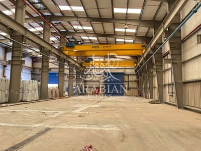Warehouse for Rent in Al Mafraq Industrial Area, Abu Dhabi - 3,402sq. m Warehouse with 60-Ton Capacity Crane + Open Yard for Rent in Mafraq Industrial Area