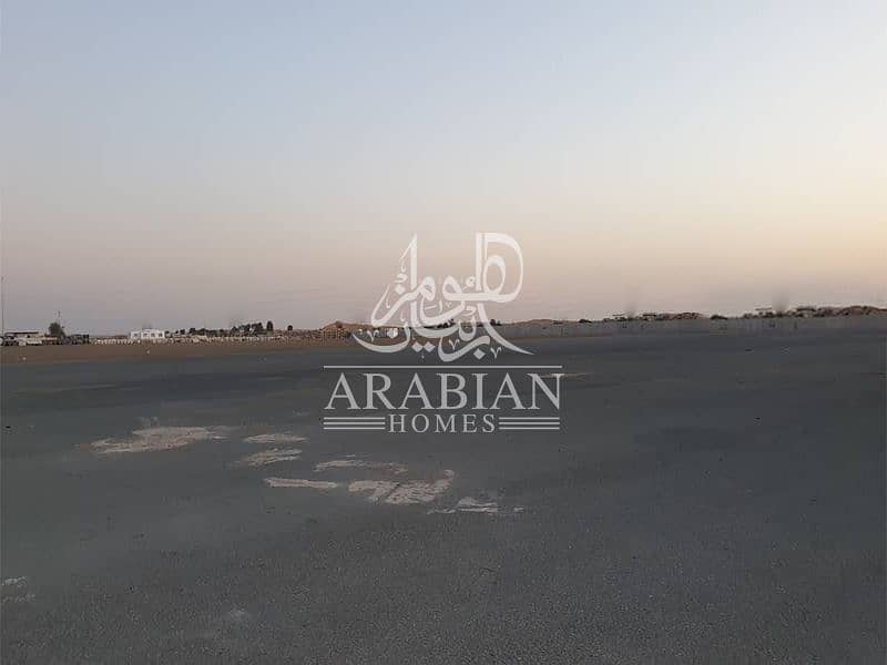 1,500sq. m Open Land with Boundary Wall for Rent in Mussafah Industrial Area - Abu Dhabi