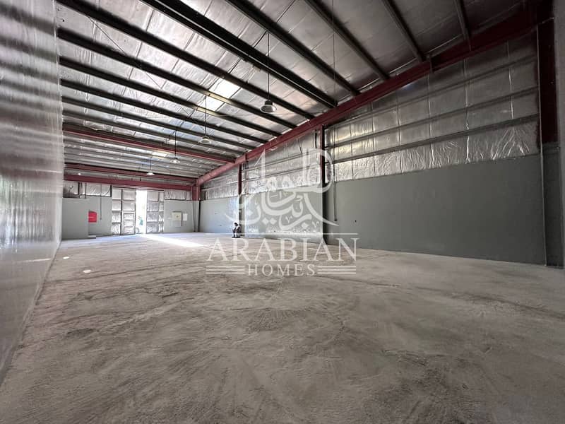250sq. m Warehouse for Rent in Mussafah Industrial Area - Abu Dhabi