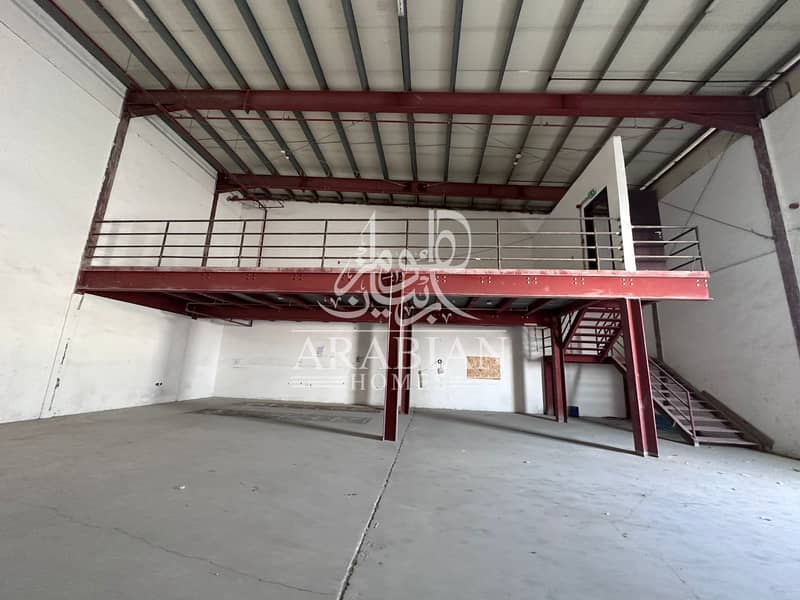 Warehouse with Mezzanine for Rent in Mussafah Industrial Area - Abu Dhabi