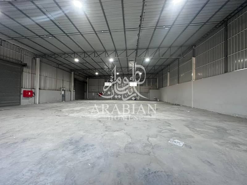Warehouse with Open Yard in Mussafah Industrial Area - Abu Dhabi
