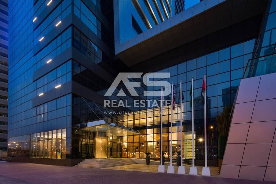 Grab the offer now | Stunning Apartment | Road View Grab the offer now | Stunning Apartment | Road View