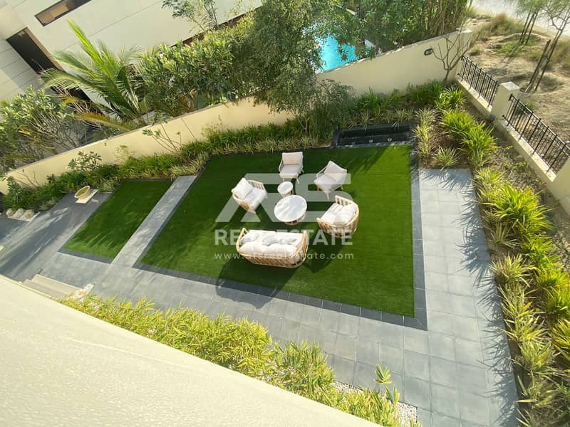 Best Investment | Stunning Golf Course View | 5 Bedroom Villa | Landscaped Garden |