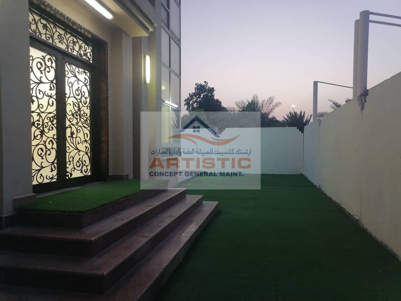 OUTSTANDING 5BHK VILLA  With MUNICIPALITY CONTRACT.