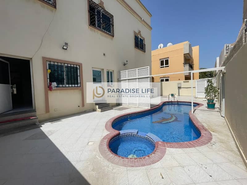 Private entrance villa with 3 master bedroom for rent in mirdif