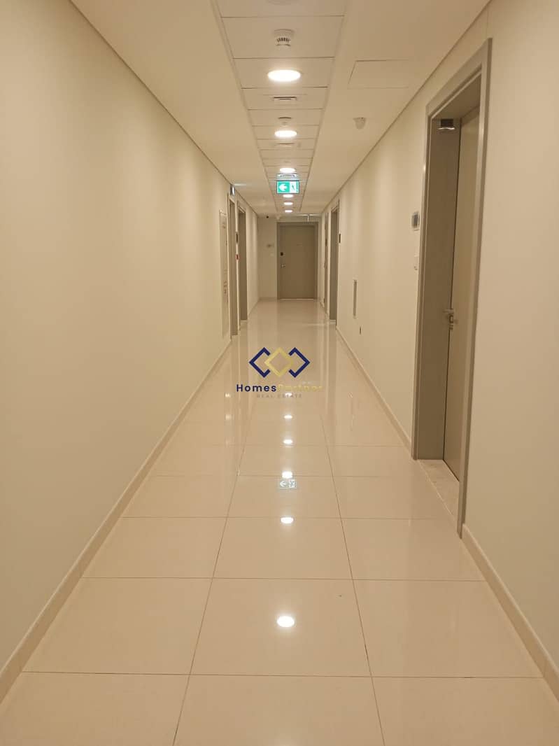 5 Corridor