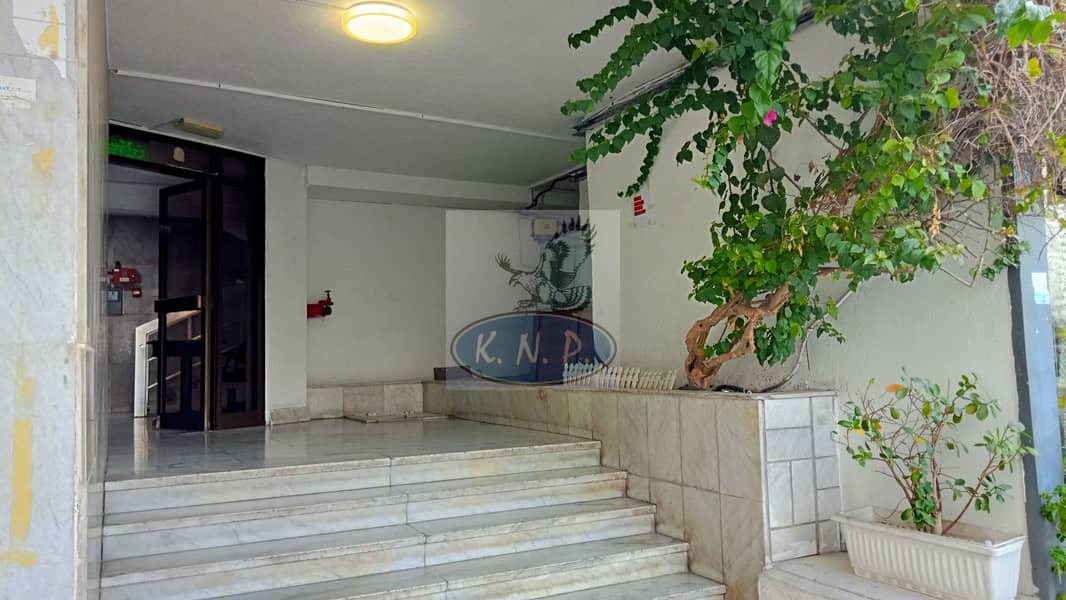 MEGA DEAL! ONLY 4800/MONTH! BEAUTIFUL 2-BHK FLAT on Hamdan St. WITH  BALCONY