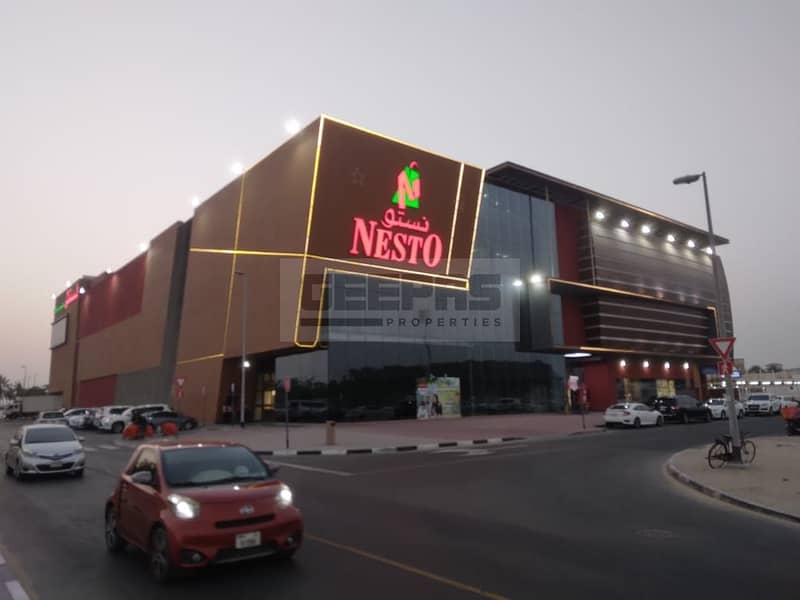 位于纳德-阿尔-哈马尔综合区，Nesto Mall 的商铺 70000 AED - 5415643