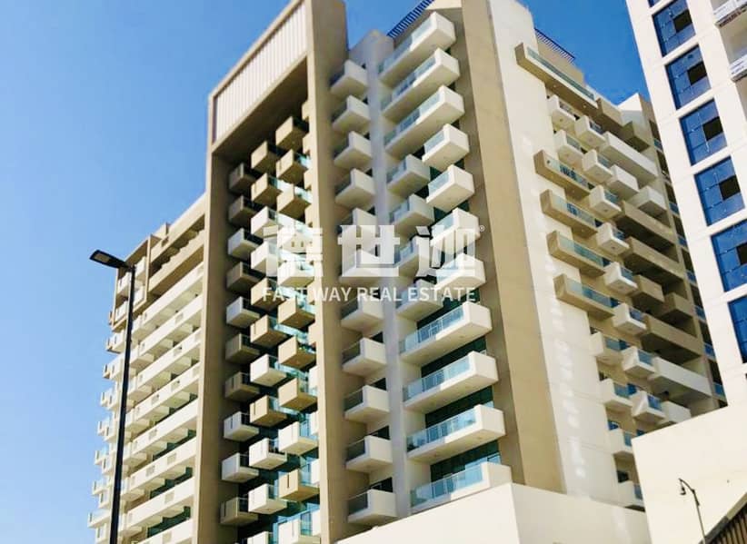 شقة في عزيزي فيروز،الفرجان 1 غرفة 900000 درهم - 6773518